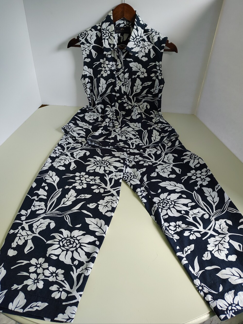 VTG British Khaki Floral 2 Piece Set Cotton Wide Leg Crop Separates Sz 4/8 - Picture 2 of 12